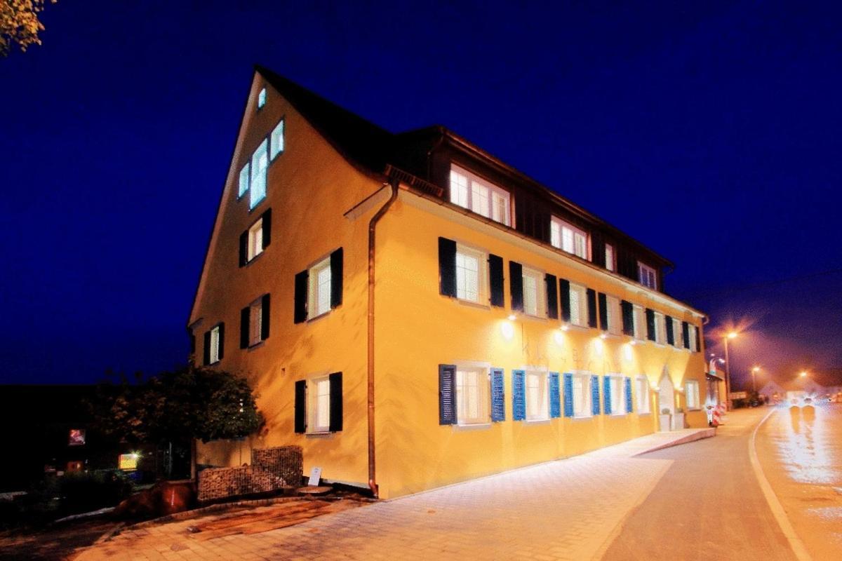 Klozbuecher - Das Landhotel Эльванген Экстерьер фото